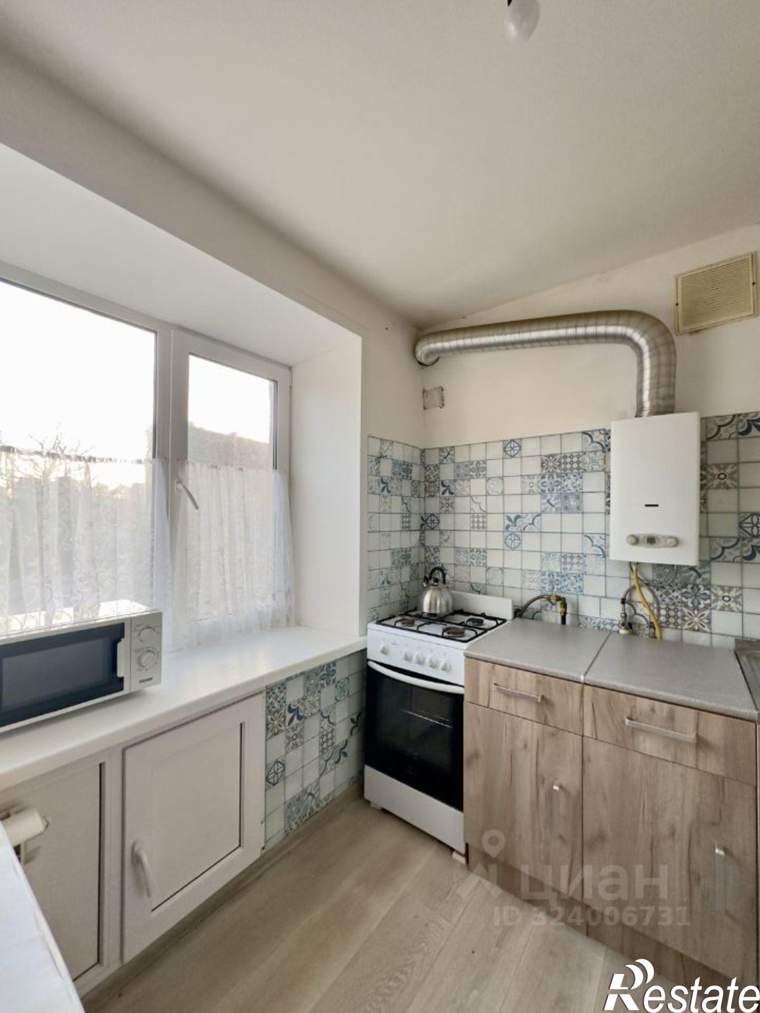 Сдать квартиру за 40 000 рублей на Поперечно-Базарная улица, 72