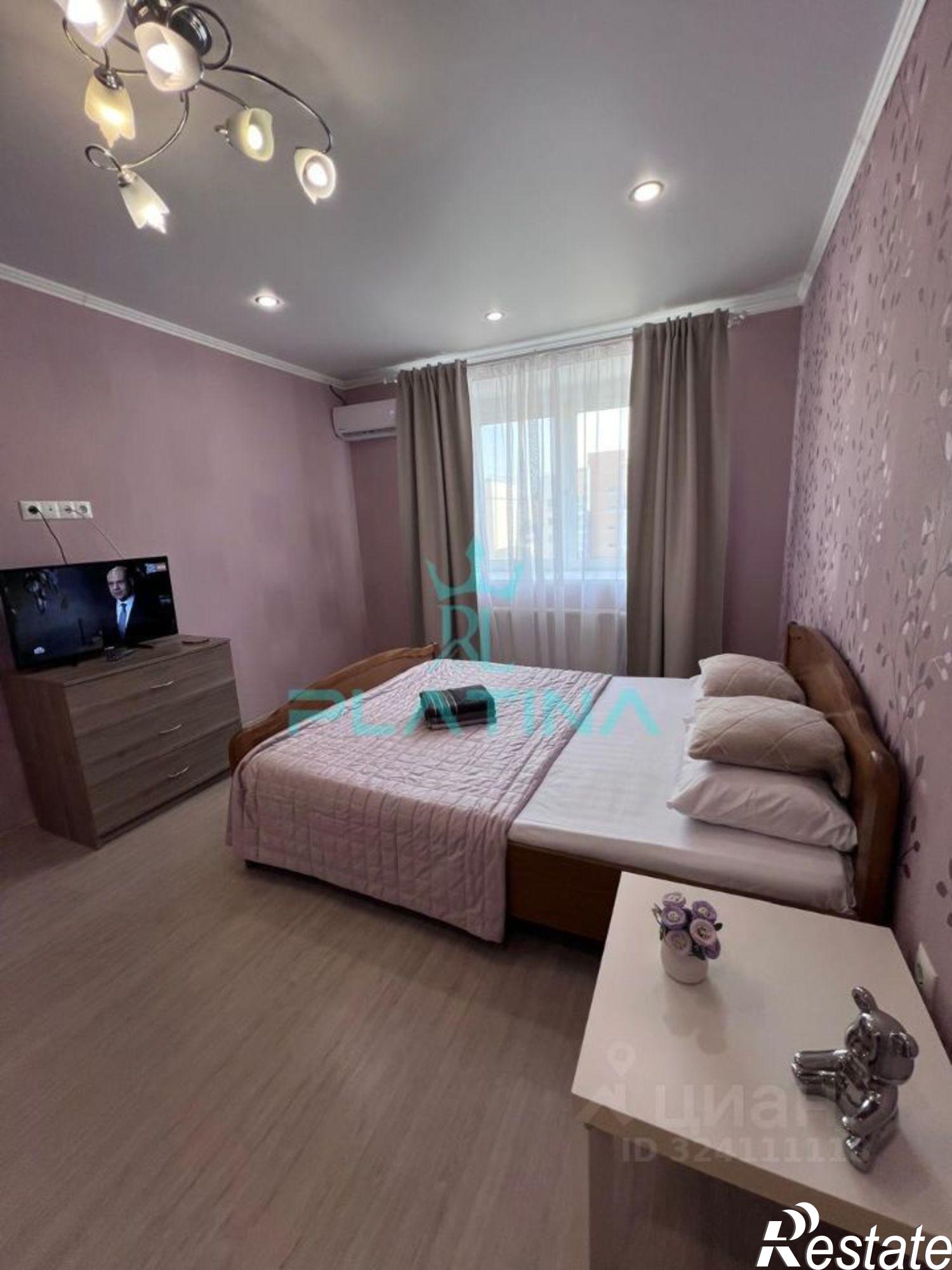 Сдать квартиру за 50 000 рублей на улица Павлюхина, 99Б