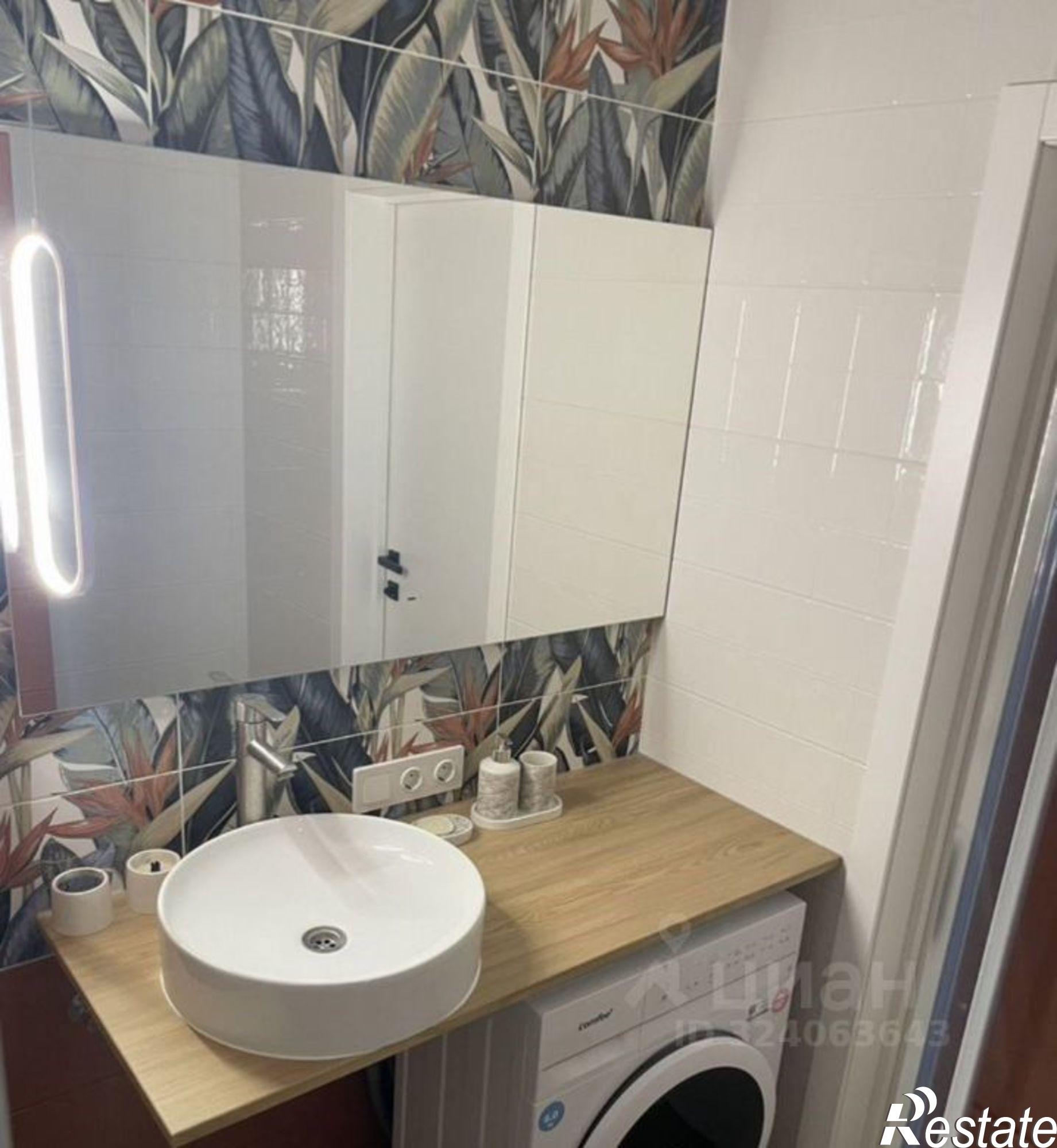 Сдать квартиру за 35 000 рублей на ул Петра Полушкина, 4