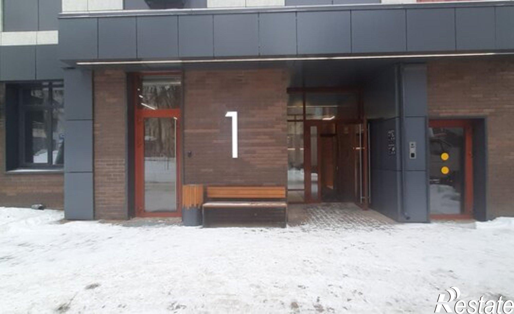 Купить квартиру за 25 000 000 рублей на ул Николая Ершова, 65В