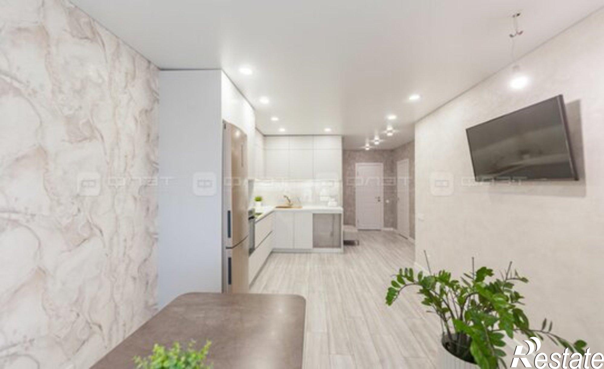 Купить квартиру за 17 899 000 рублей на ул Азата Аббасова, 19