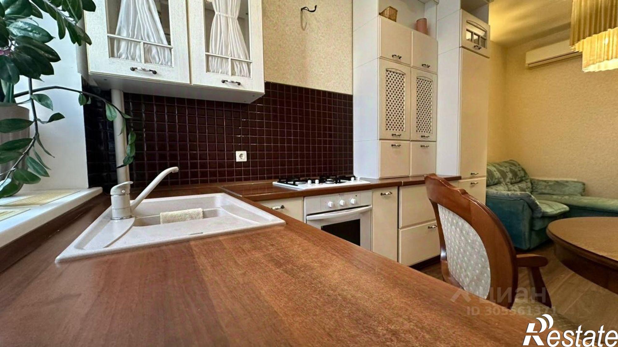 Сдать квартиру за 65 000 рублей на улица Калинина, 30