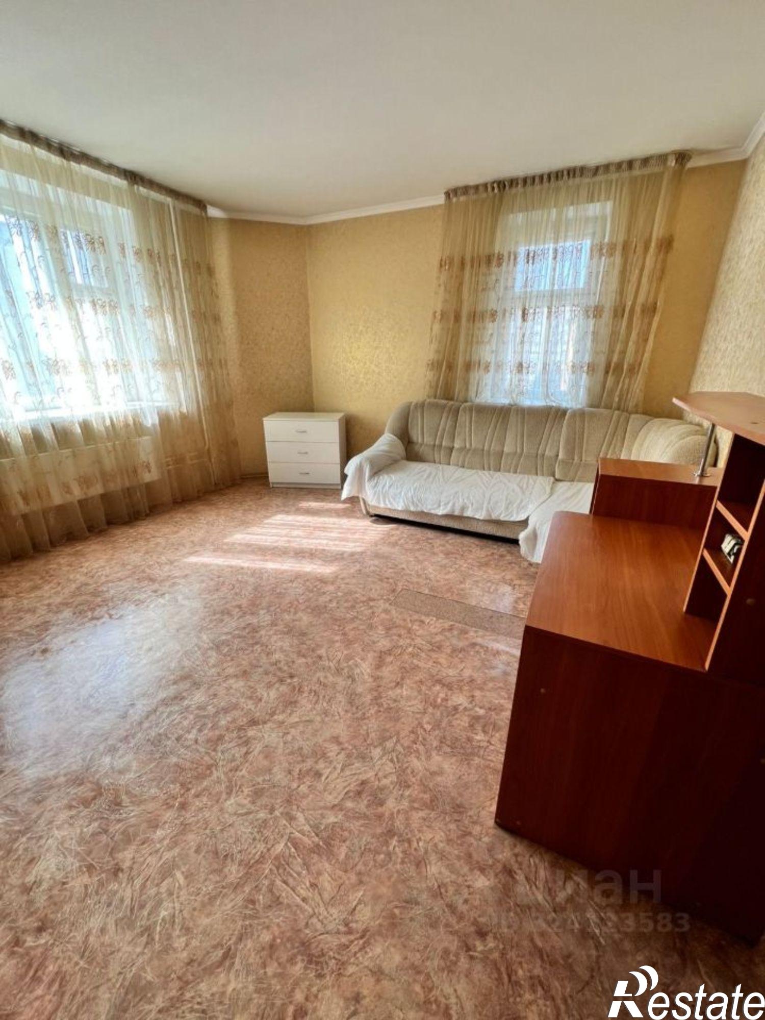 Сдать квартиру за 40 000 рублей на ул Горсоветская, 34