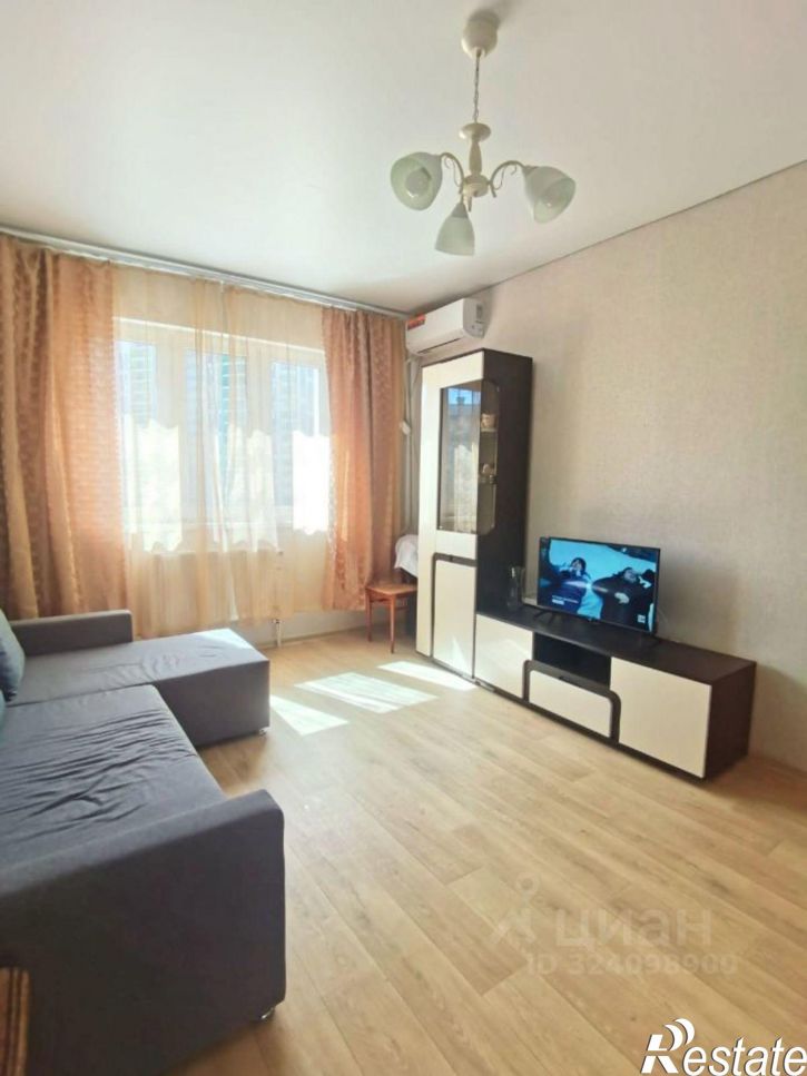 2-комн квартира проспект Ильгама Шакирова, 12/4,  д. 12/4