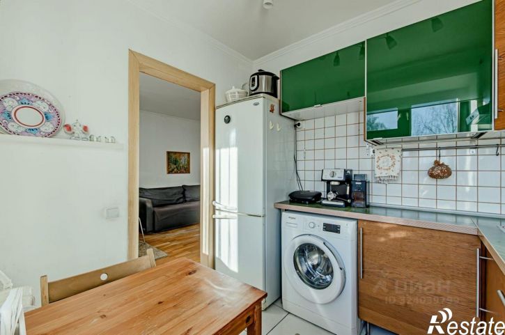 2-комн квартира улица Красной Позиции, 33,  д. 33