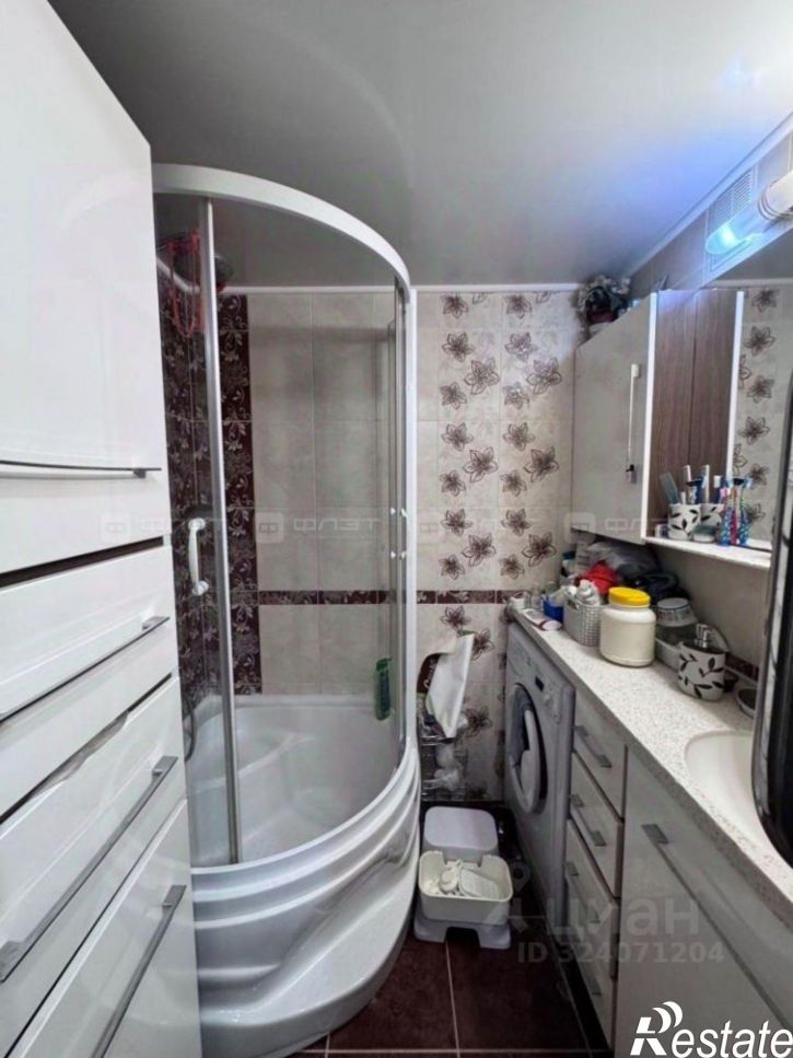 3-комн квартира ул Адоратского, 7,  д. 7