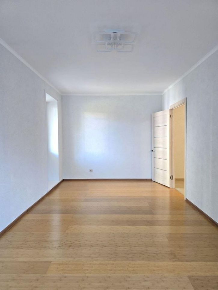 1-комн квартира Победы пр-кт, 132