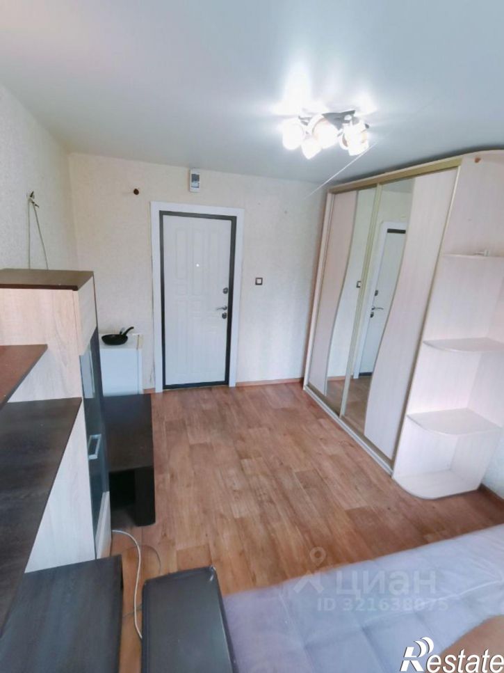 Комната ул Липатова, 21,  д. 21