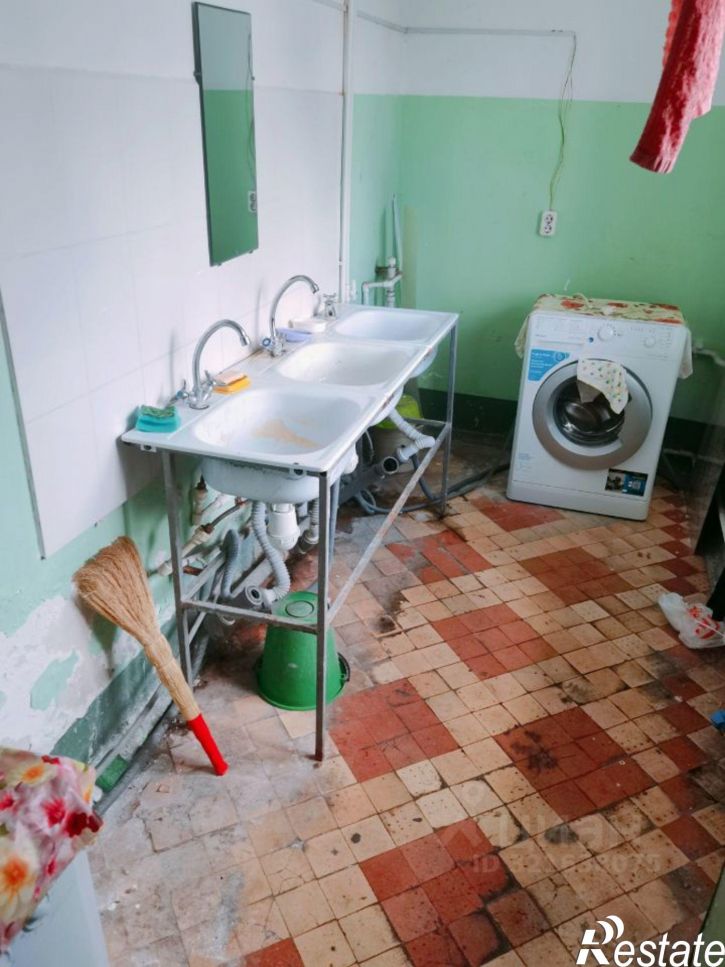 Комната ул Липатова, 21,  д. 21