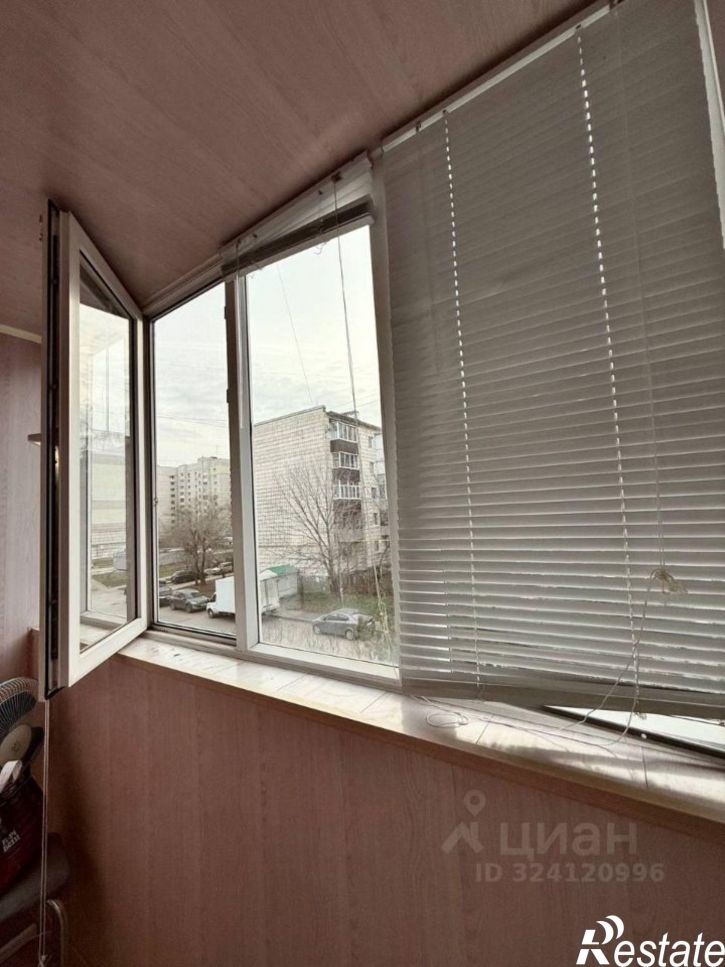 1-комн квартира улица Космонавтов, 49А,  д. 49А