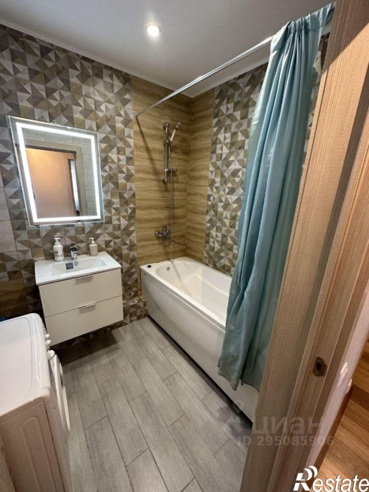 2-комн квартира ул Павлюхина, 128,  д. 128