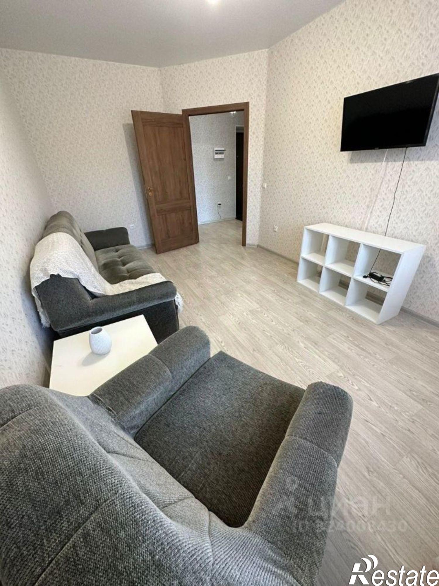 Сдать квартиру за 45 000 рублей на улица Серова, 26А