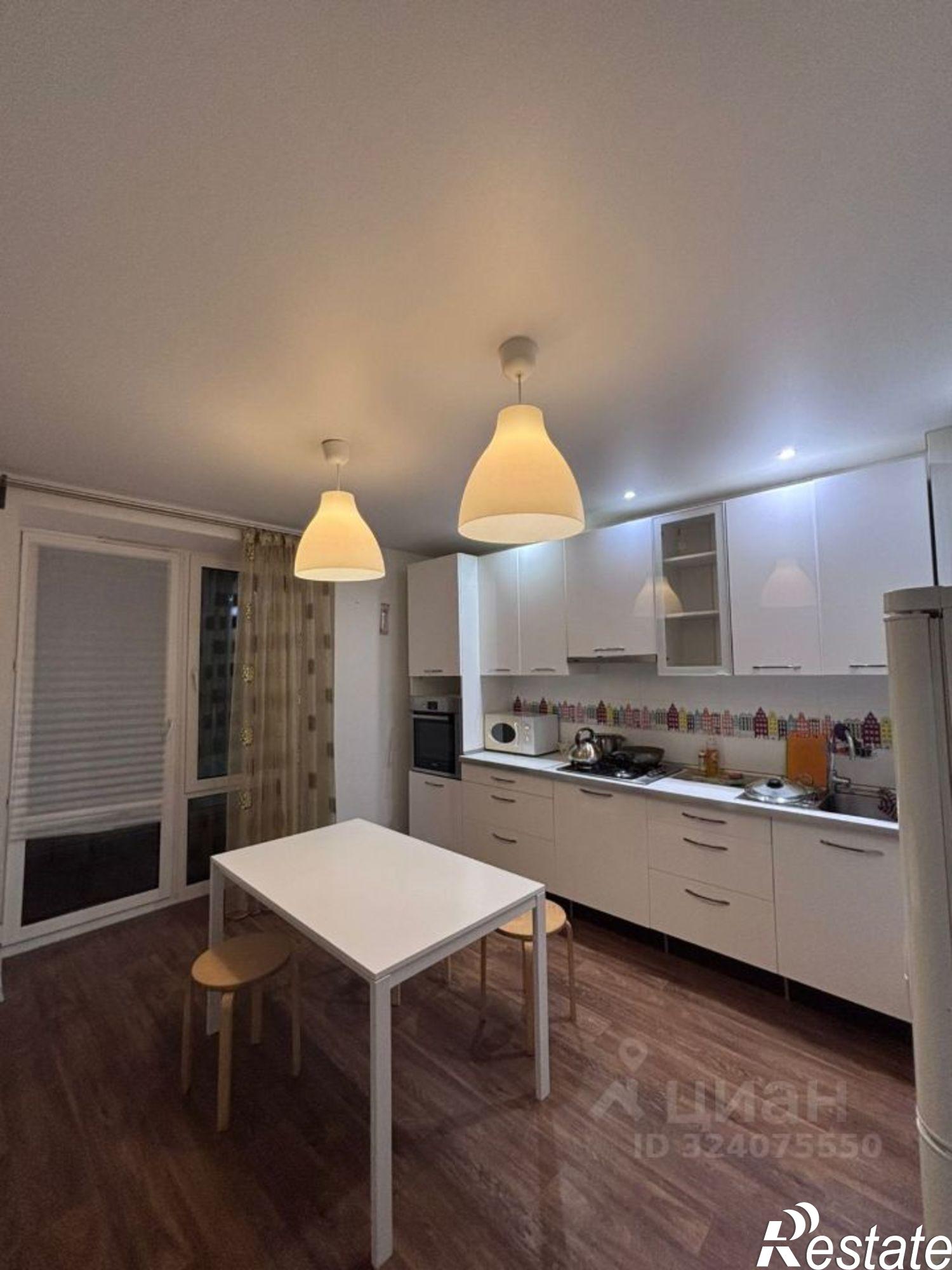 Сдать комнату за 37 000 рублей на улица Азата Аббасова, 13