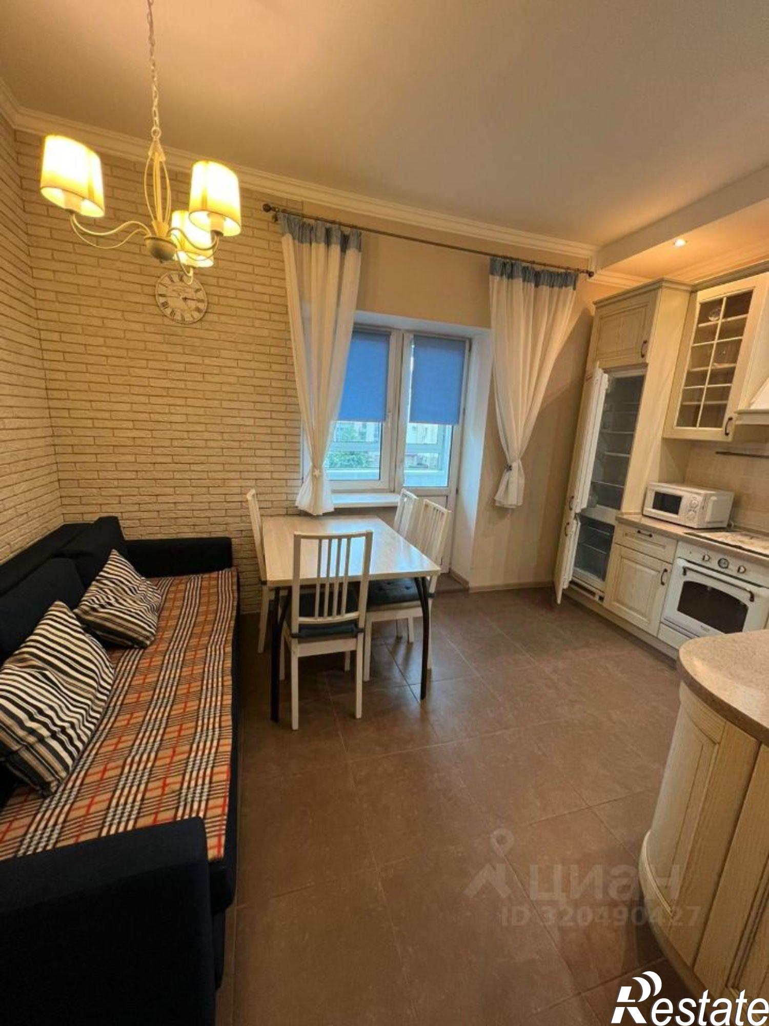 Сдать квартиру за 40 000 рублей на Чистопольская улица, 36