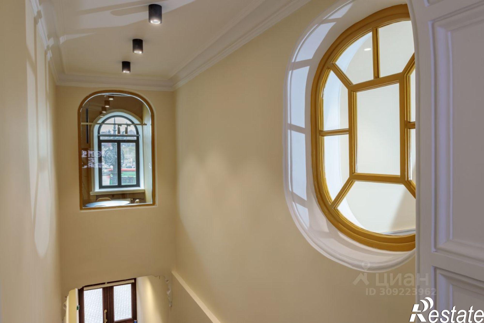 Купить офис, помещение под офис за 1 200 000 000 рублей на улица Баумана