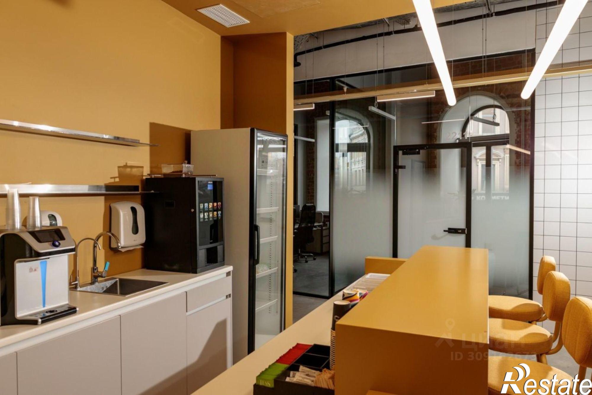 Купить ОСЗ, отдельно стоящее здание за 1 200 000 000 рублей на ул Баумана, 86