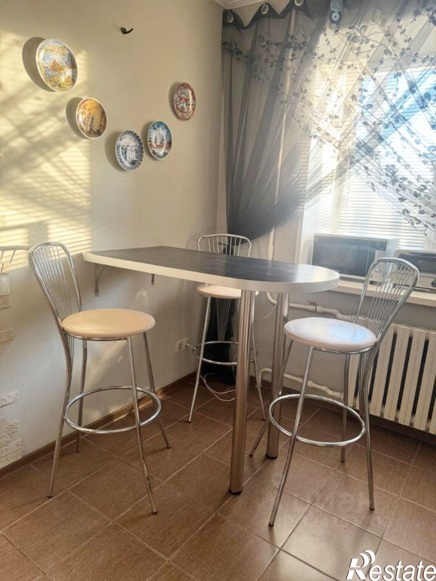 Купить квартиру за 6 700 000 рублей на ул Юлиуса Фучика, 64 1