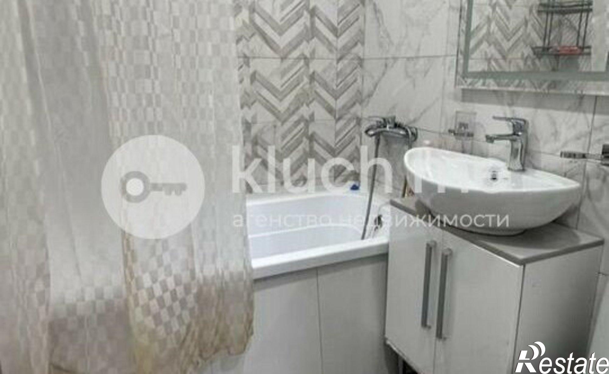 Купить квартиру за 4 800 000 рублей на ул Бирюзовая, 18