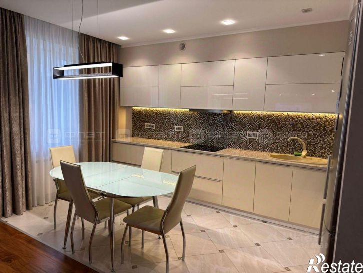 3-комн квартира ул Натана Рахлина, 5,  д. 5