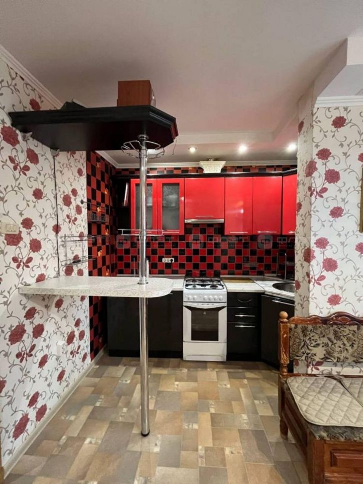 3-комн квартира Константиновка ул. Озерная д.22