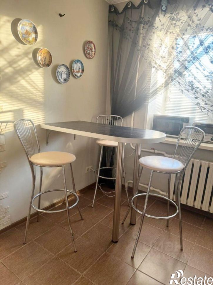 1-комн квартира ул Юлиуса Фучика, 64 1,  д. 64 1,  к. 1