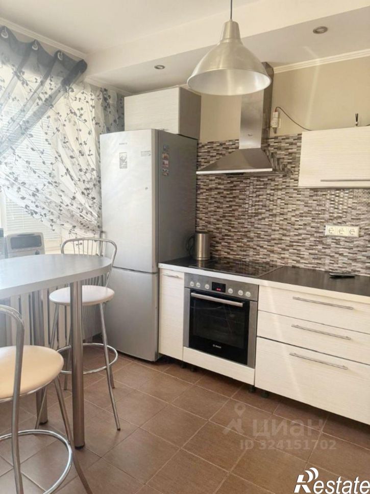 1-комн квартира ул Юлиуса Фучика, 64 1,  д. 64 1,  к. 1