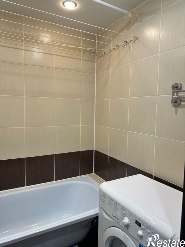 1-комн квартира проспект Победы, 140,  д. 140