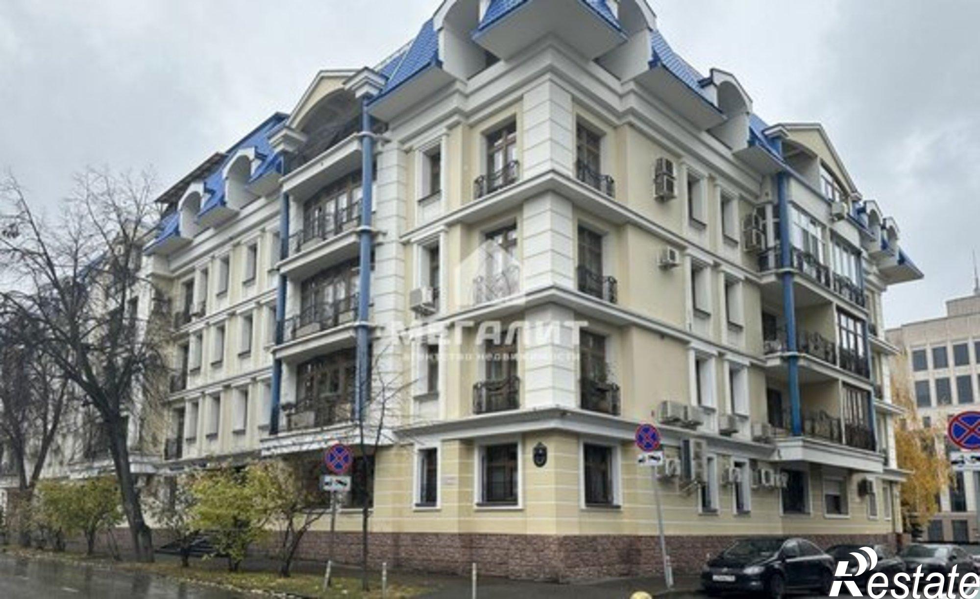 Купить квартиру за 63 000 000 рублей на Малая Красная улица, 3