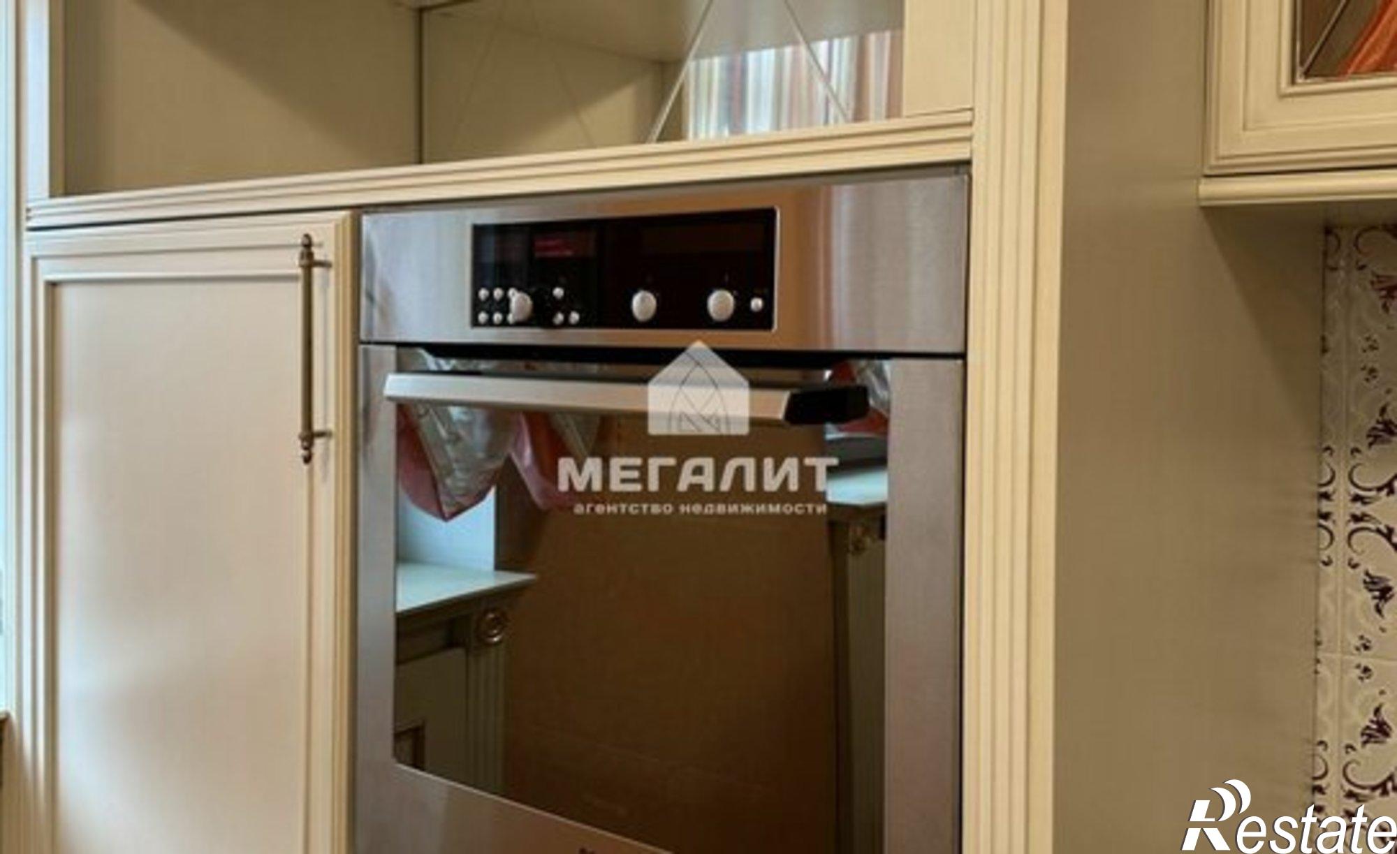 Купить квартиру за 63 000 000 рублей на Малая Красная улица, 3