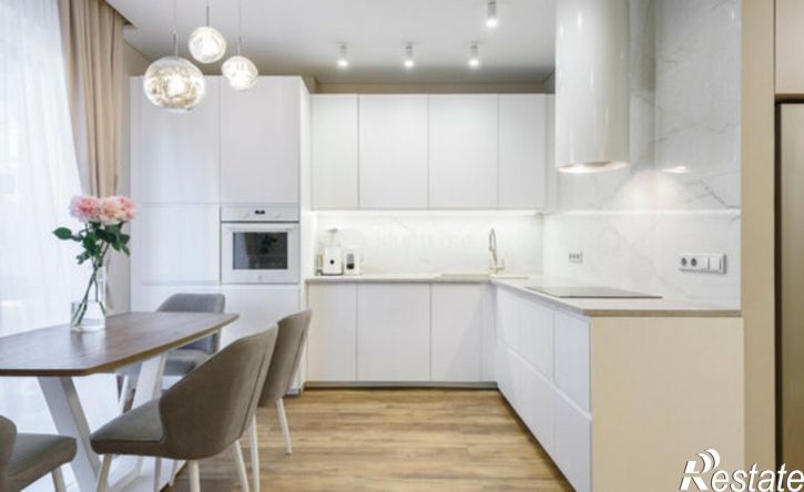 3-комн квартира ул Генерала Ерина, 15,  д. 15