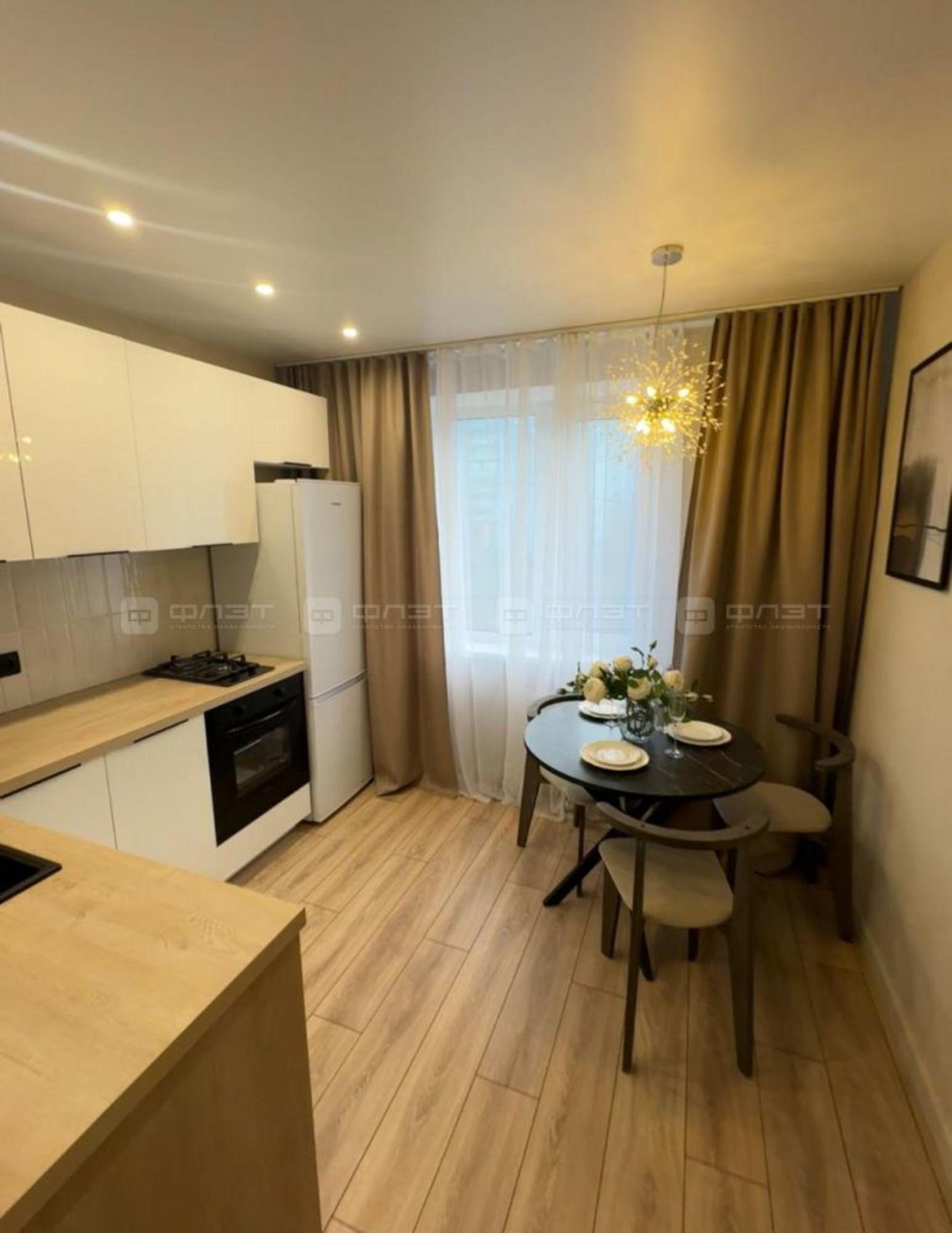 Купить квартиру за 11 050 000 рублей на ул. Адоратского, дом 5