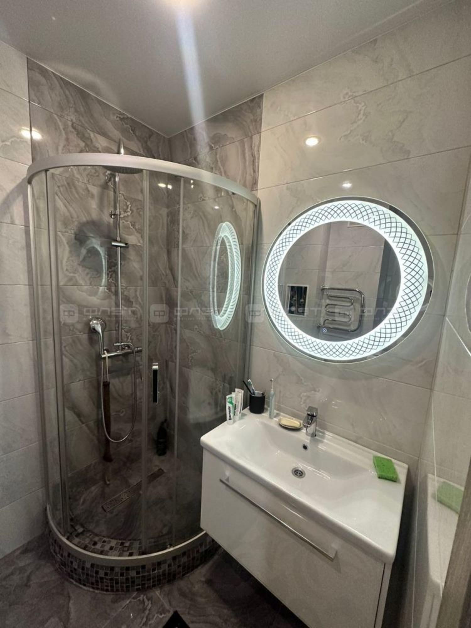 Купить квартиру за 10 000 000 рублей на пр-кт. Альберта Камалеева, дом 30