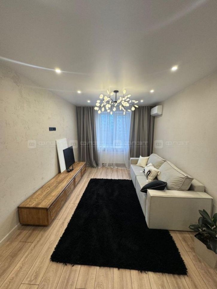 2-комн квартира ул. Адоратского, дом 5