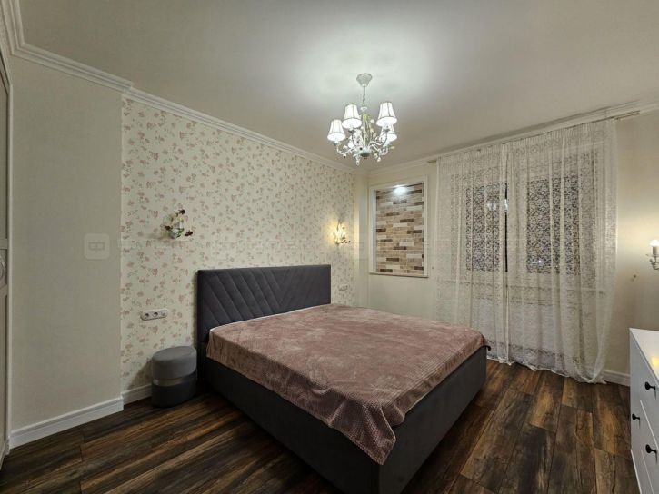 3-комн квартира пр. Победы, дом 139 к1