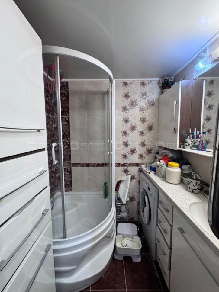 3-комн квартира ул. Адоратского, дом 7