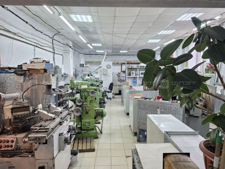 Склад ул. Восстания, дом 100/5110