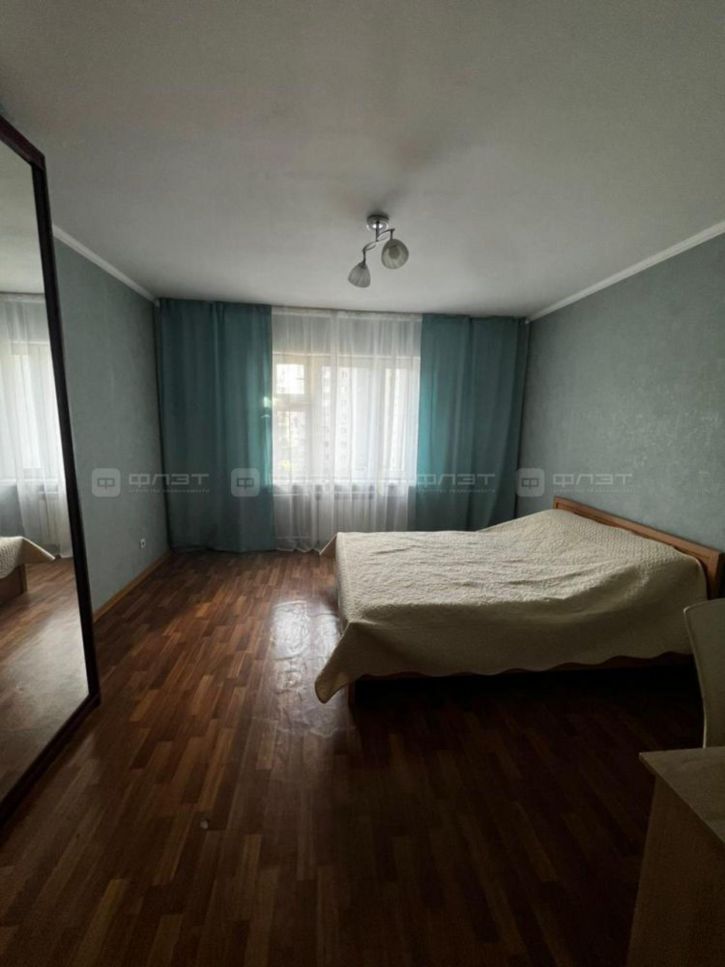 4-комн квартира пр. Победы, дом 100