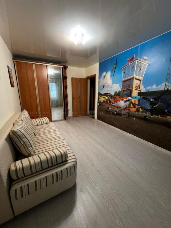 4-комн квартира пр. Победы, дом 100