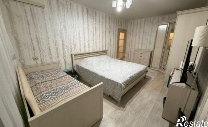 1-комн квартира ул Нурсултана Назарбаева, 64,  д. 64