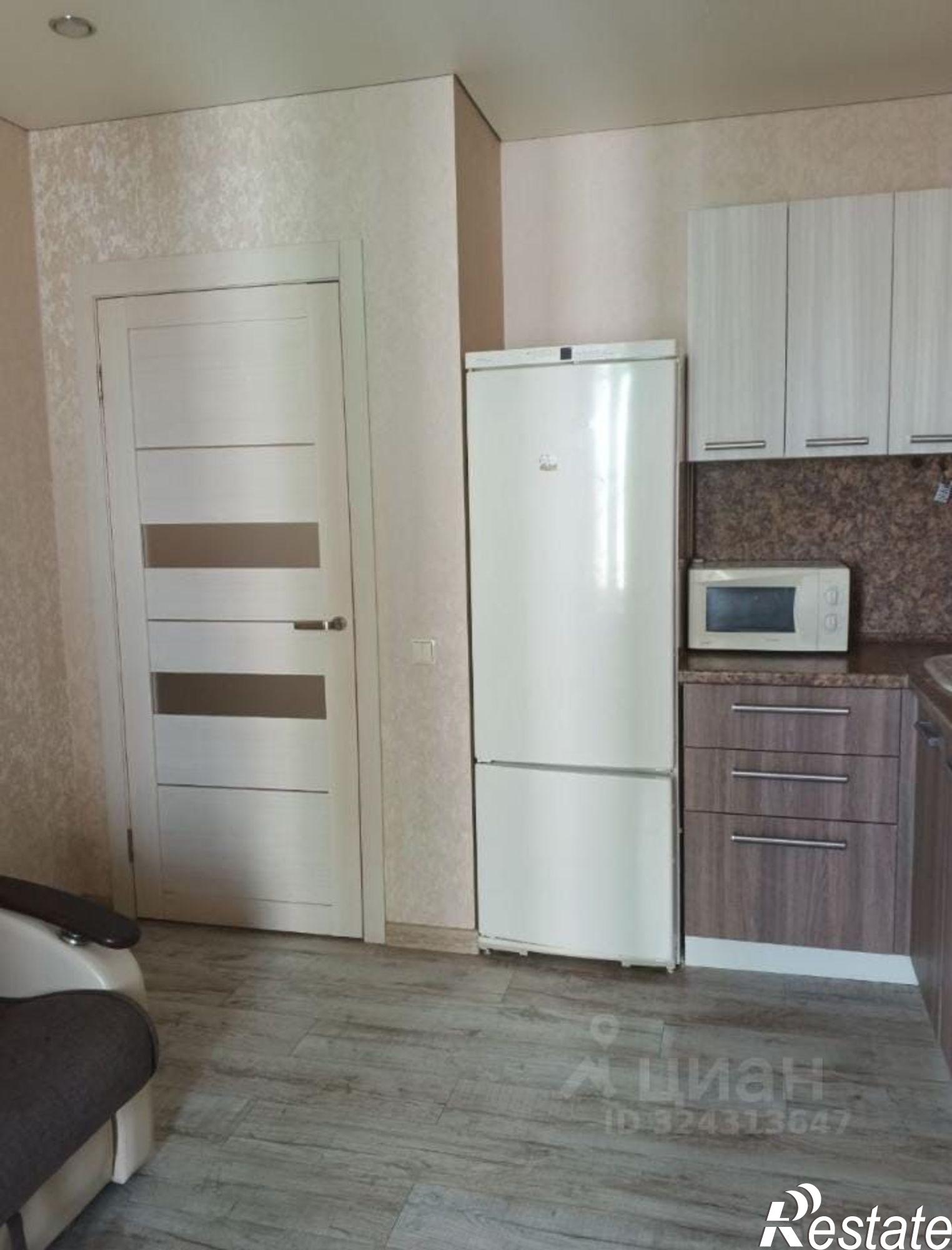 Сдать квартиру за 35 000 рублей на ул Азата Аббасова, 10