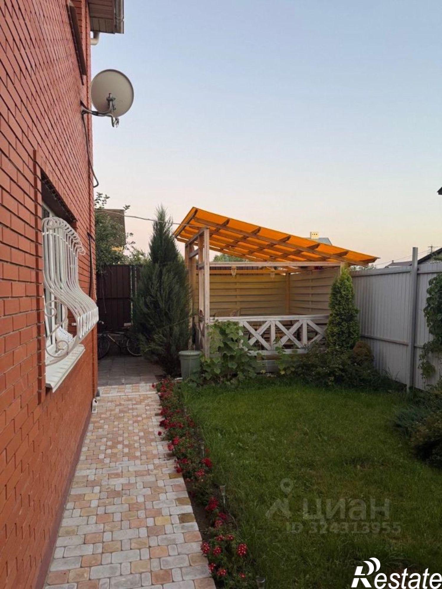 Купить дачу, дом, коттедж за 12 500 000 рублей на 2-я Таежная улица, 3