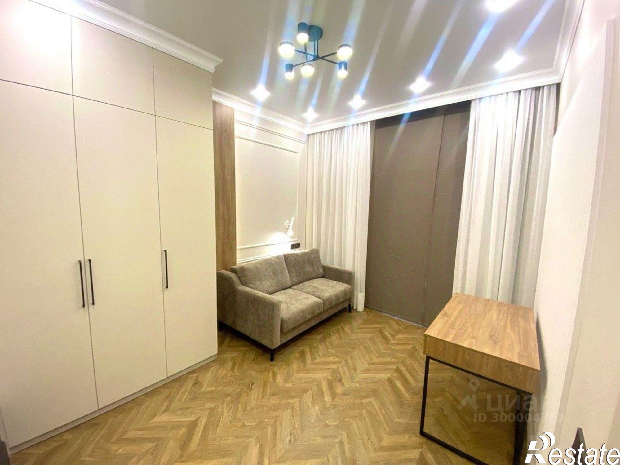 Сдать квартиру за 70 000 рублей на улица Сибгата Хакима, 51