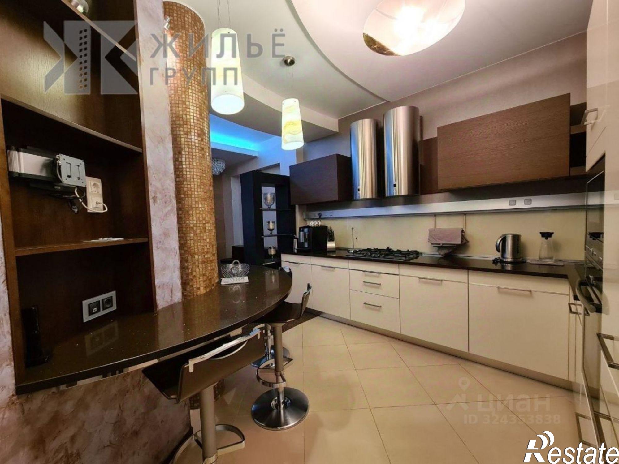 Купить квартиру за 17 999 000 рублей на улица Зинина, 34