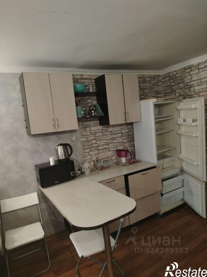 Комната улица Павлюхина, 103,  д. 103