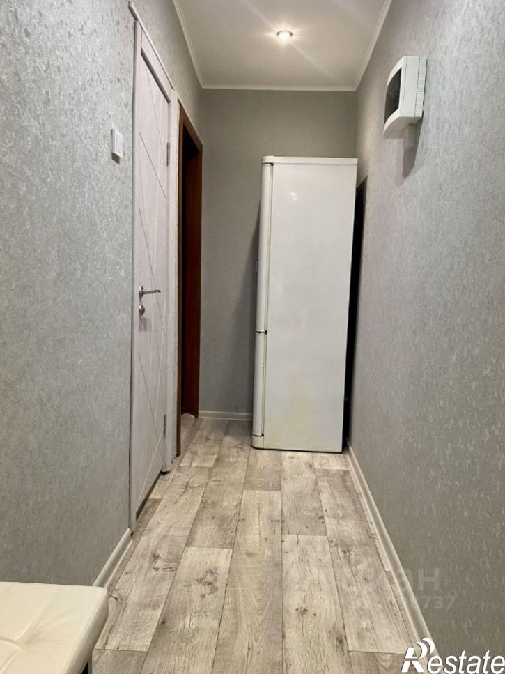 2-комн квартира улица Искра, 8,  д. 8