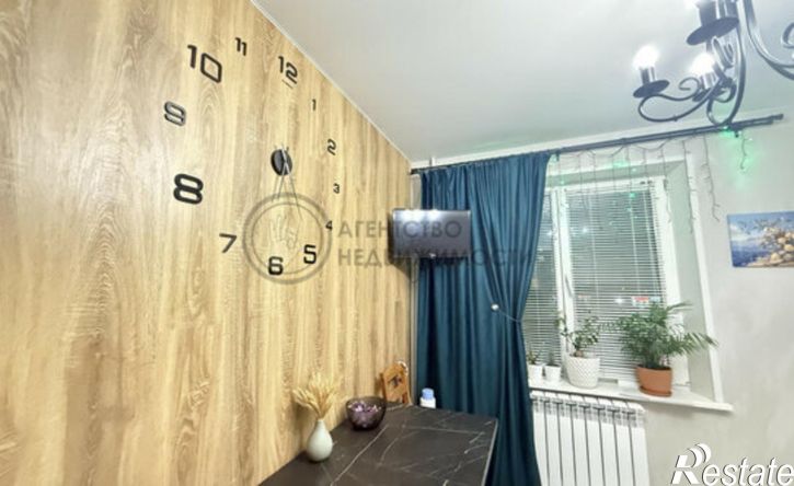 2-комн квартира улица Юлиуса Фучика, 133,  д. 133