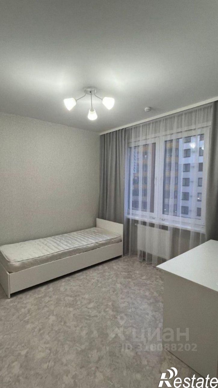 1-комн квартира улица Генерала Махмута Гареева, 7Б,  д. 7Б