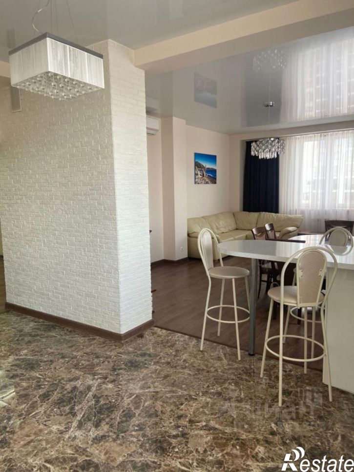 3-комн квартира улица Абсалямова, 15,  д. 15