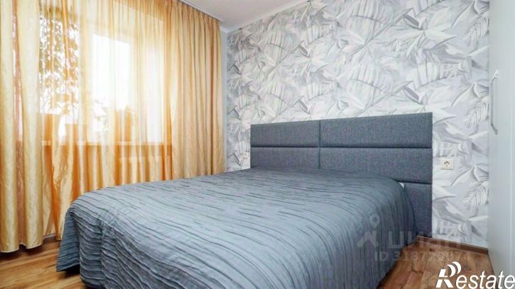 2-комн квартира улица Юлиуса Фучика, 82,  д. 82