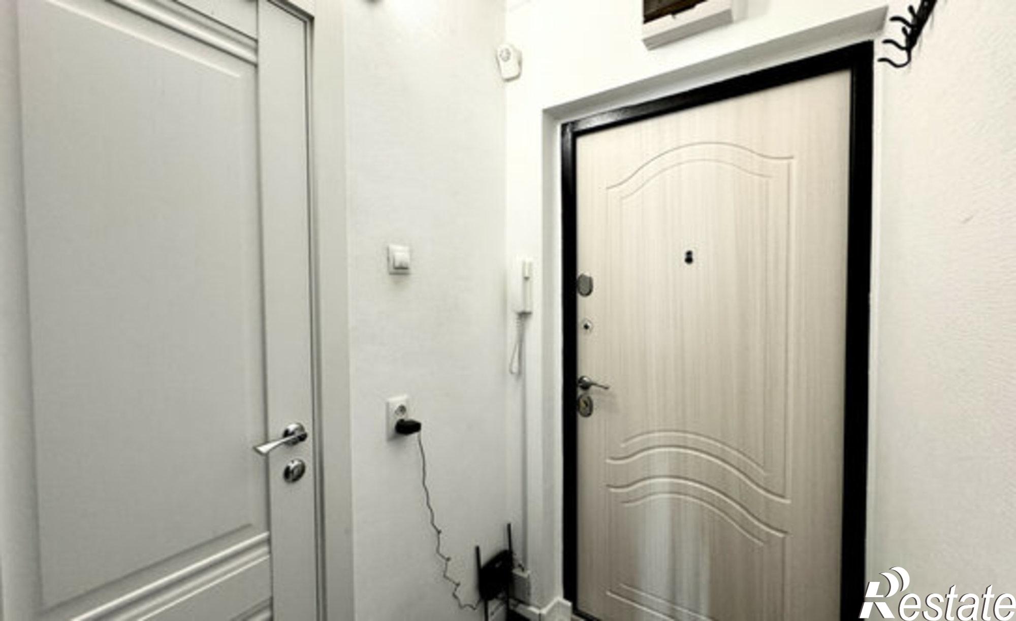 Купить квартиру за 8 200 000 рублей на улица Александра Курынова, 6 к1